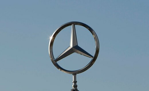 Представители компании Mercedes заявили, что планируют поставлять трансмиссию и двигатели к новым автомобилям бренда на предприятие «Московия» со своего завода в Штутгарте.