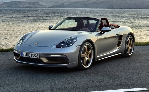 Porsche Boxster 25 Years, который построен на базе версии GTS 4.0, и будет выпущен в количестве 1250 экземпляров.