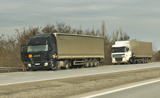 С наступлением лета в Ростовской области ограничат движение грузовиков.