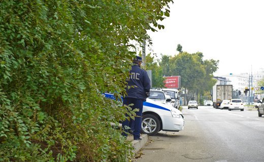 Водитель авто не отреагировал на требования полицейских и попытался скрыться.