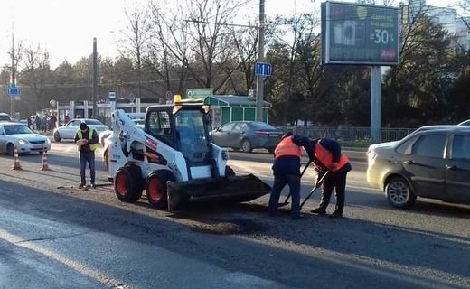 Ремонт ведётся в Фестивальном и Юбилейном микрорайонах, а также на улицах Российской, Солнечной, Московской и других