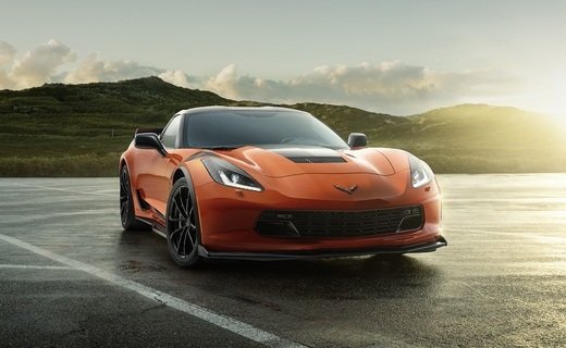 Chevrolet Corvette Grand Sport и Corvette Z06 Final Edition отличаются от стандартных как внешностью, так и оснащением