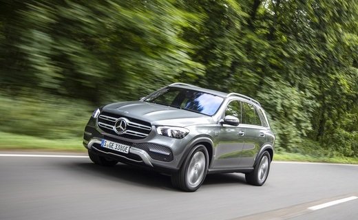 Немцы выпустили два новых подключаемых гибрида: GLE 350 de и GLC 300 e